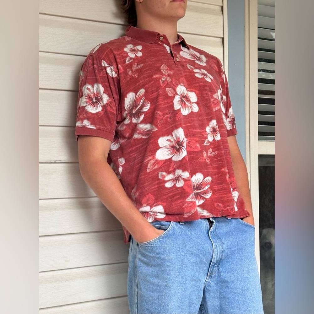 XL red Haiwain shirt
